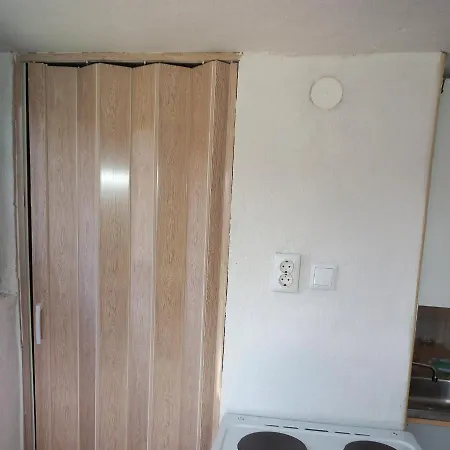 Kuca Za Odmor-p-